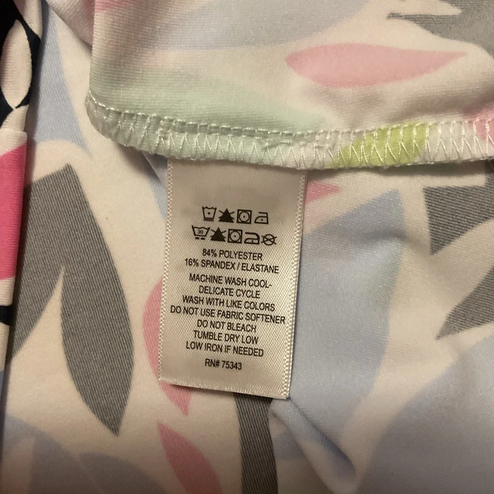 Tommy Bahama Women’s Golf Polo Shirt Floral Print Multicolor - Picture 7 of 7